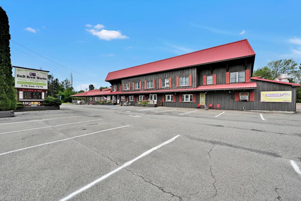 Image for Real Estate Auction - Restaurant with Liquor License, Ice Cream Stand, Motel and Event Center
