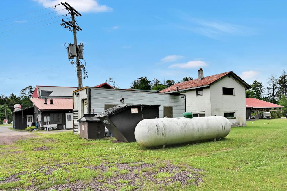 Image for Real Estate Auction - Restaurant with Liquor License, Ice Cream Stand, Motel and Event Center