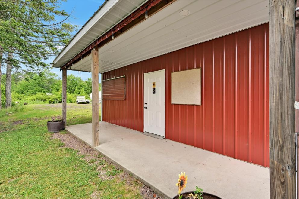 Image for Real Estate Auction - Restaurant with Liquor License, Ice Cream Stand, Motel and Event Center