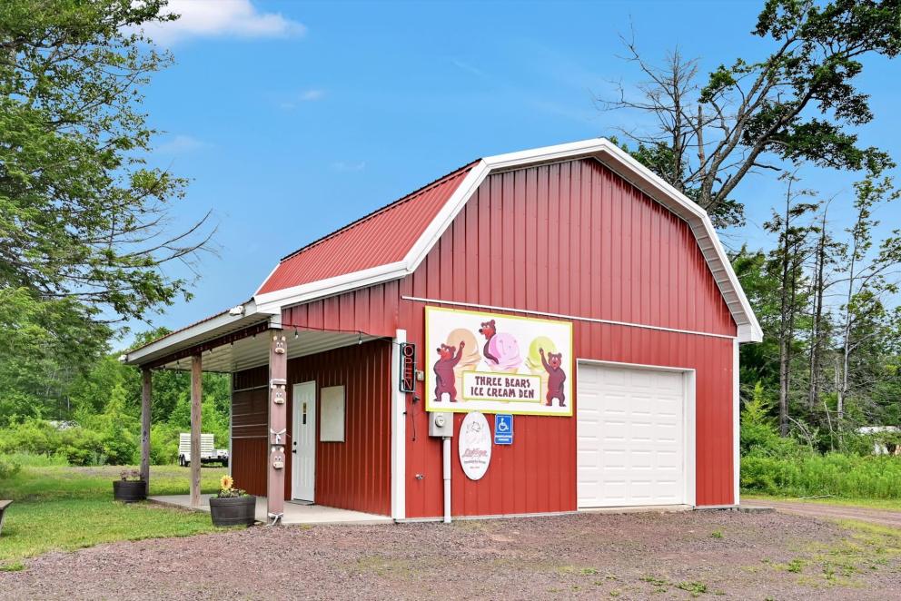 Image for Real Estate Auction - Restaurant with Liquor License, Ice Cream Stand, Motel and Event Center