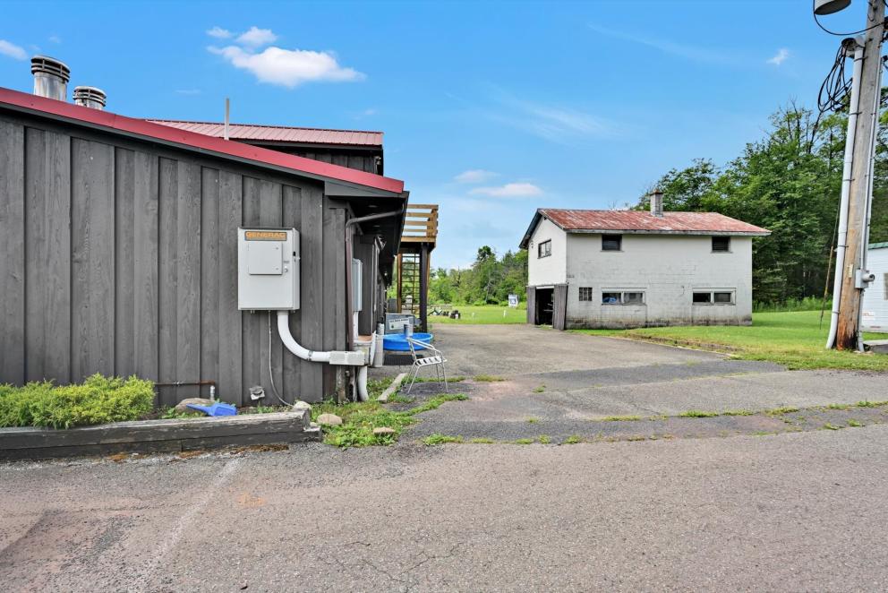 Image for Real Estate Auction - Restaurant with Liquor License, Ice Cream Stand, Motel and Event Center