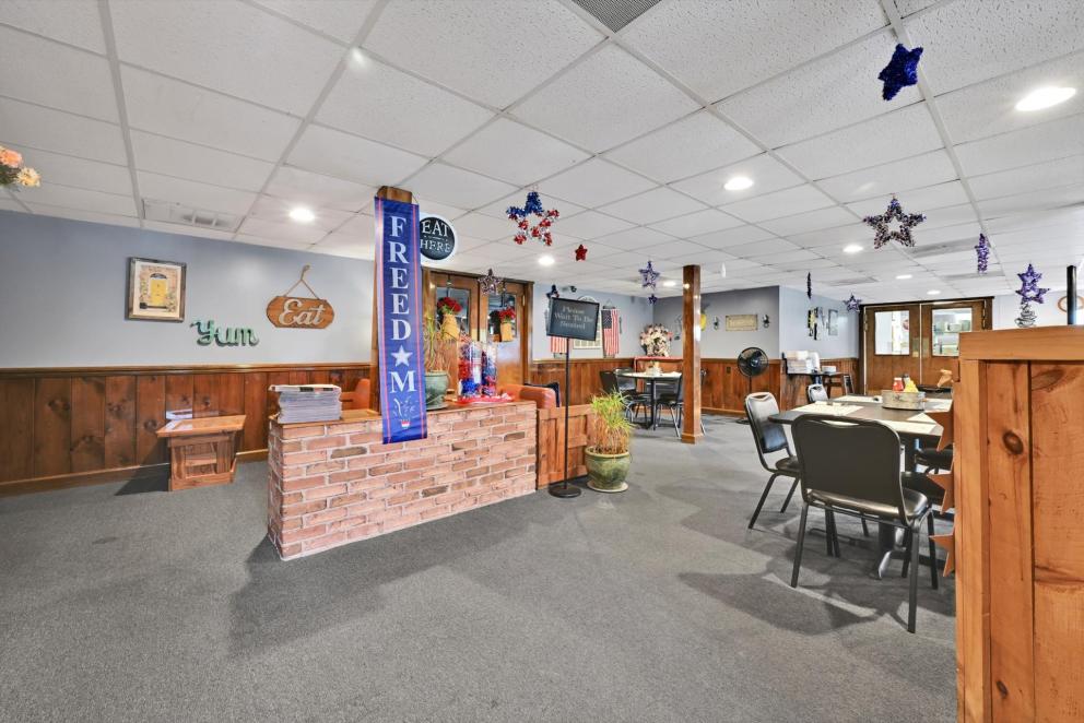 Image for Real Estate Auction - Restaurant with Liquor License, Ice Cream Stand, Motel and Event Center