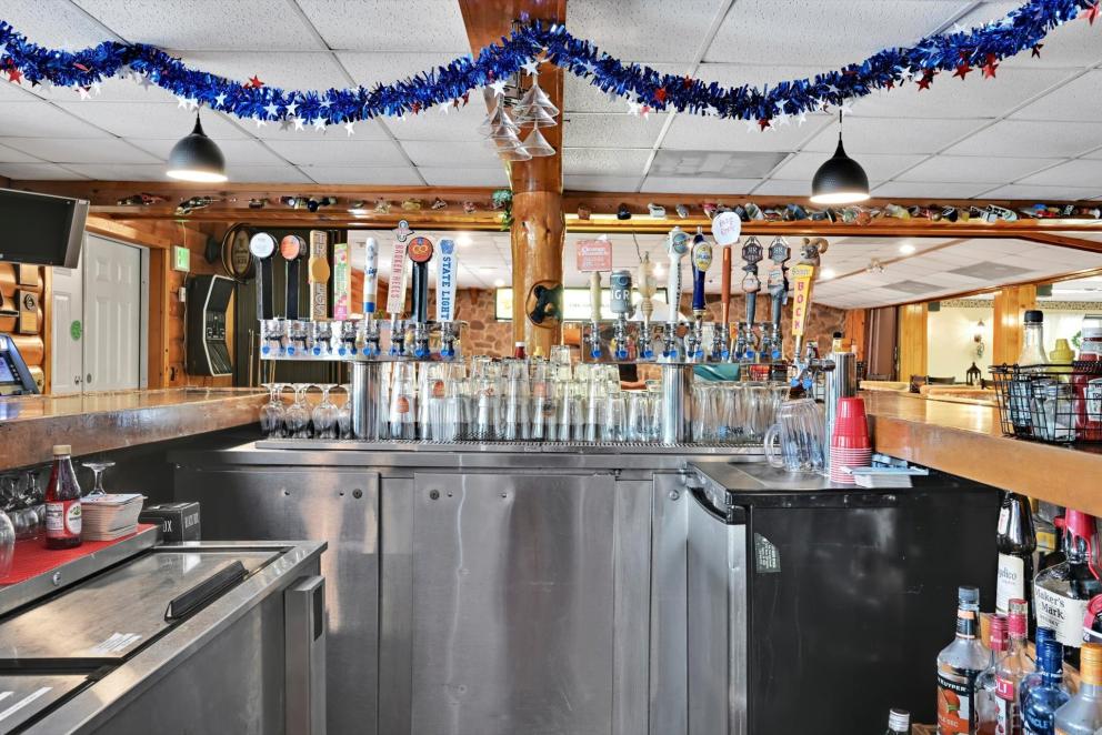 Image for Real Estate Auction - Restaurant with Liquor License, Ice Cream Stand, Motel and Event Center