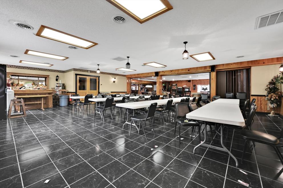 Image for Real Estate Auction - Restaurant with Liquor License, Ice Cream Stand, Motel and Event Center