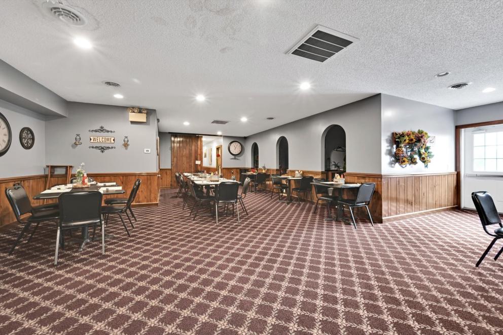 Image for Real Estate Auction - Restaurant with Liquor License, Ice Cream Stand, Motel and Event Center