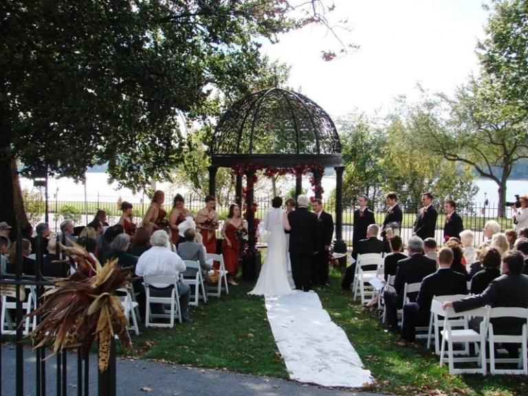 Image for Real Estate Auction - Harrisburg,PA The Milestone Inn