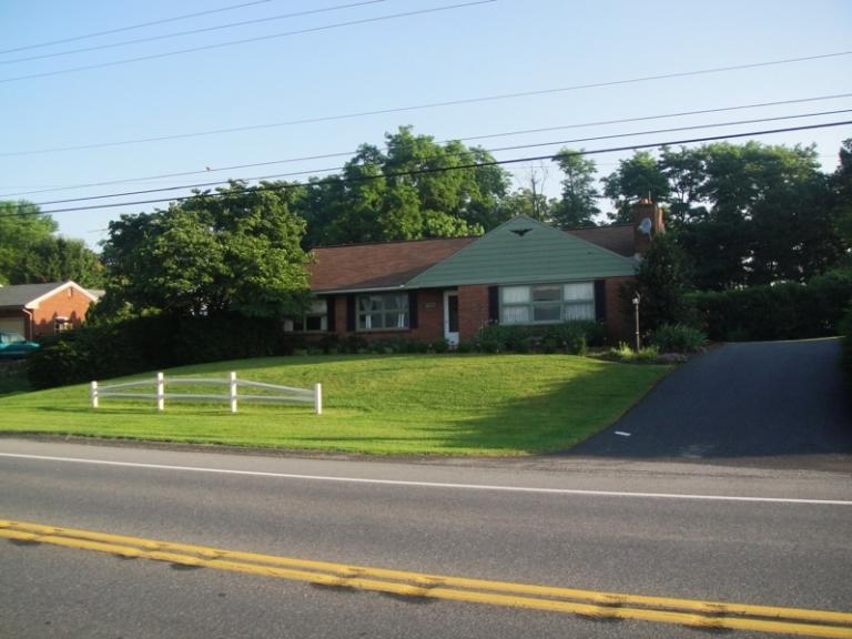 Image for Real Estate Auction - Brick Rancher Lebanon, PA (Route 322)