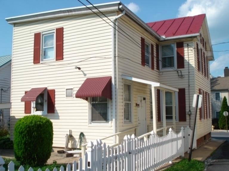 Image for ABSOLUTE REAL ESTATE AUCTION & PERSONAL PROPERTY