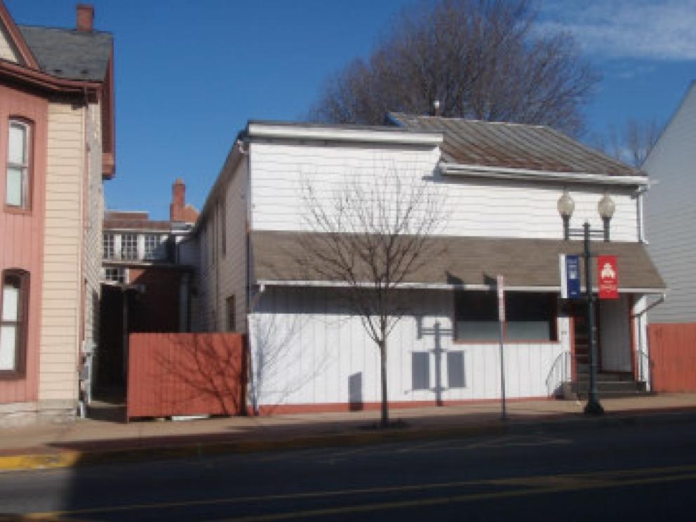 Image for BUYER DEFAULT AUCTION! - Mixed Use Real Estate Auction - Apartments and Store Front