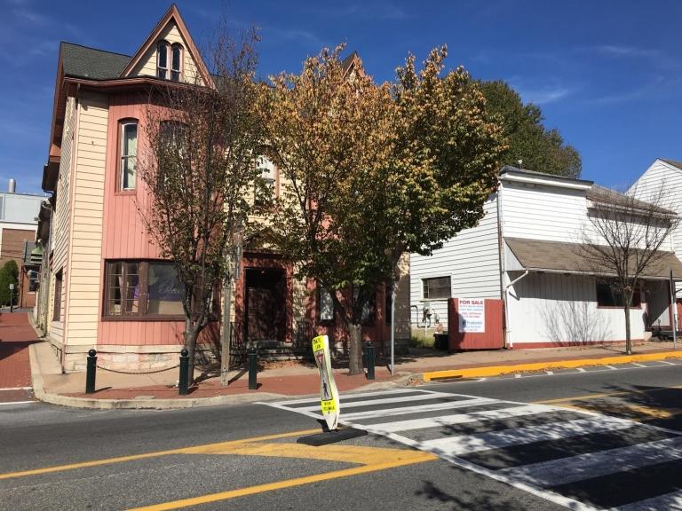 Image for BUYER DEFAULT AUCTION!  -  Mixed Use Real Estate Auction - Apartments and Store Front