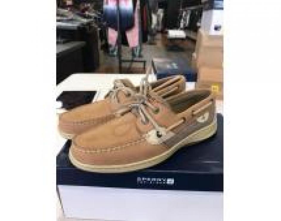 Image for SELLING ENTIRE STOCK OF THE SPORTS FAN & SNEAKERS STORES FOR ONE PRICE