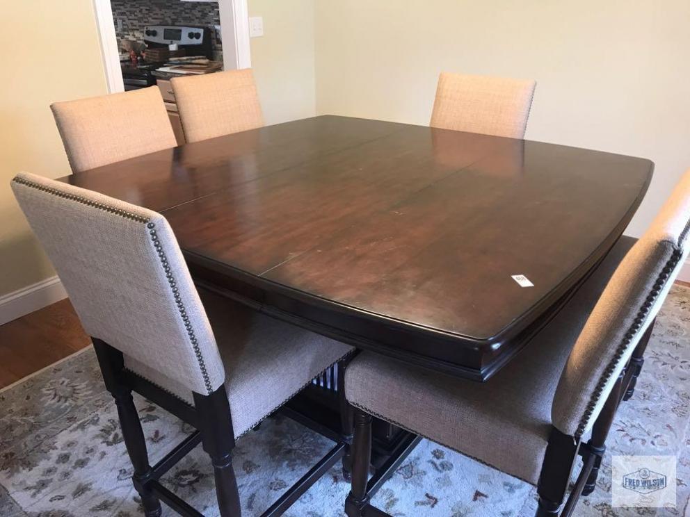 Image for SUFFOLK, VIRGINIA DOWNSIZING