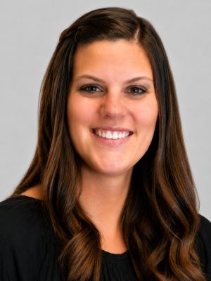 Photo of Cassie Davis