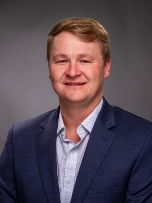 Photo of Elliott Siefert