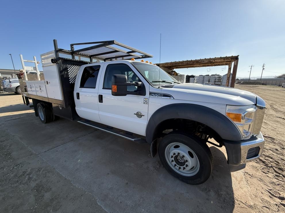 Image for 2016 Ford F-550 Crew Cab 4x4 Flatbed Truck