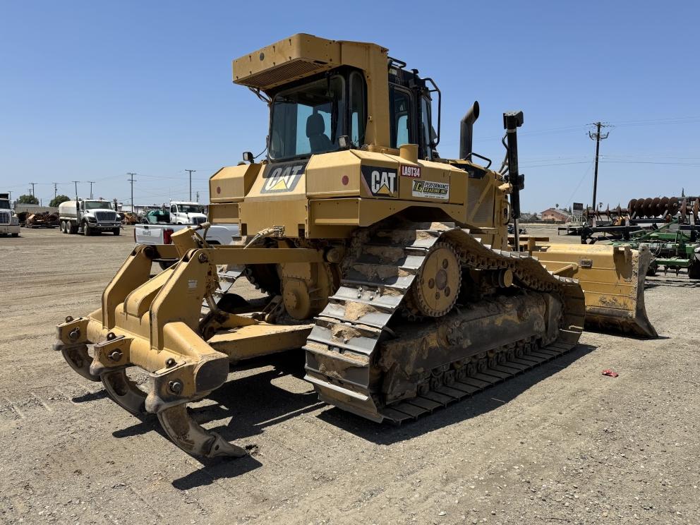 Image for 2015 Cat D6T XW