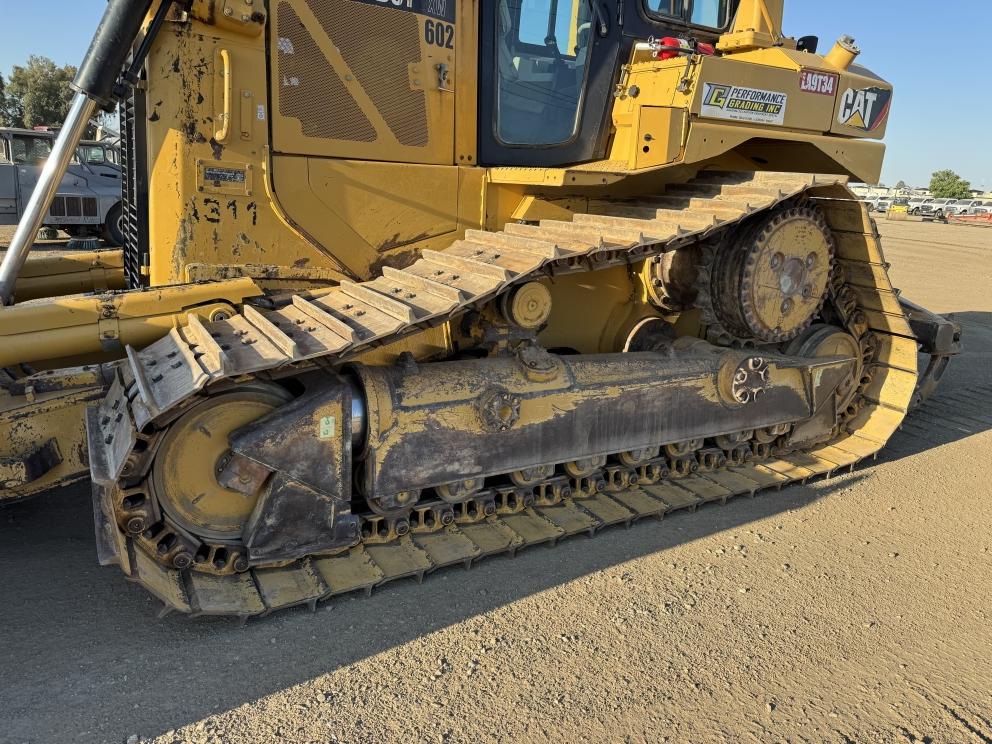 Image for 2015 Cat D6T XW