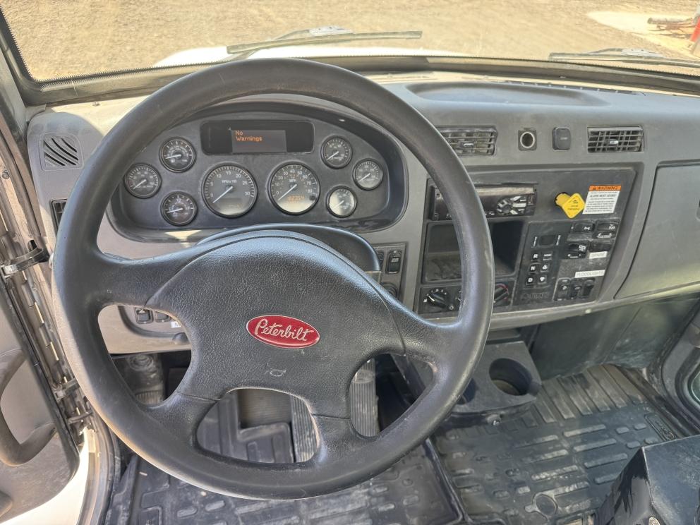 Image for 2016 Peterbilt 348 T/A Fuel & Lube Truck