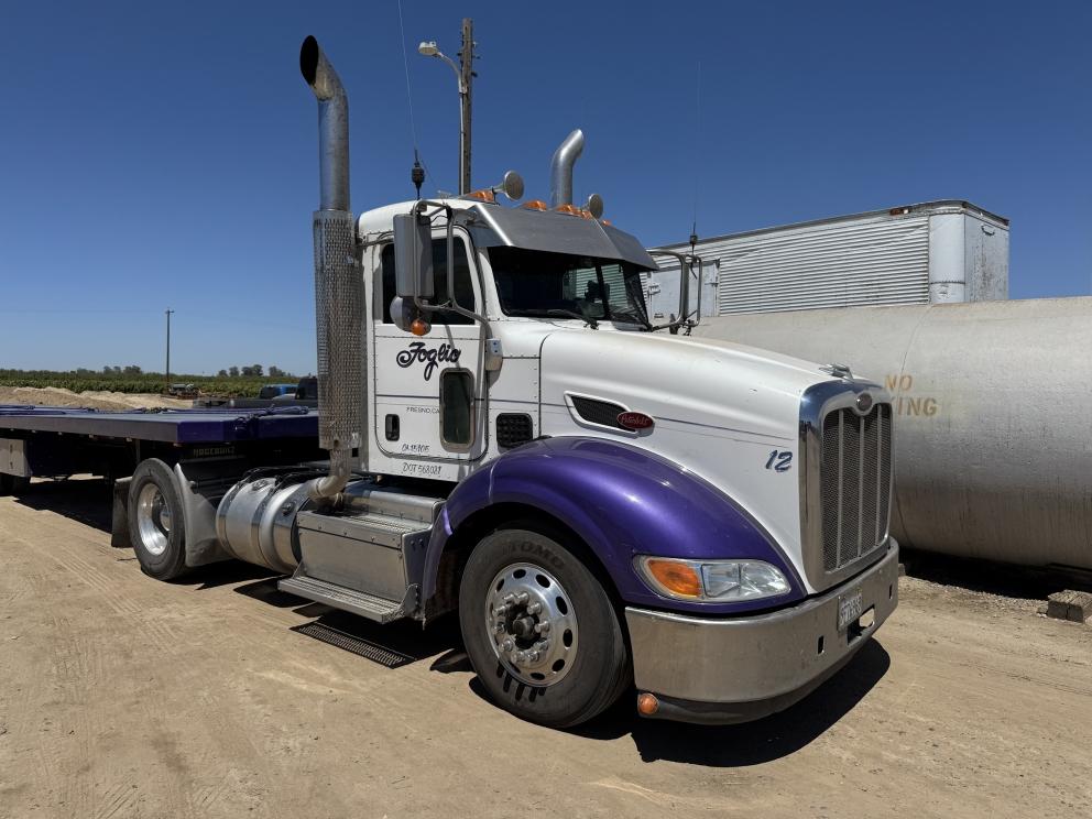Image for 2014 Peterbilt 384 S/A Truck Tractor