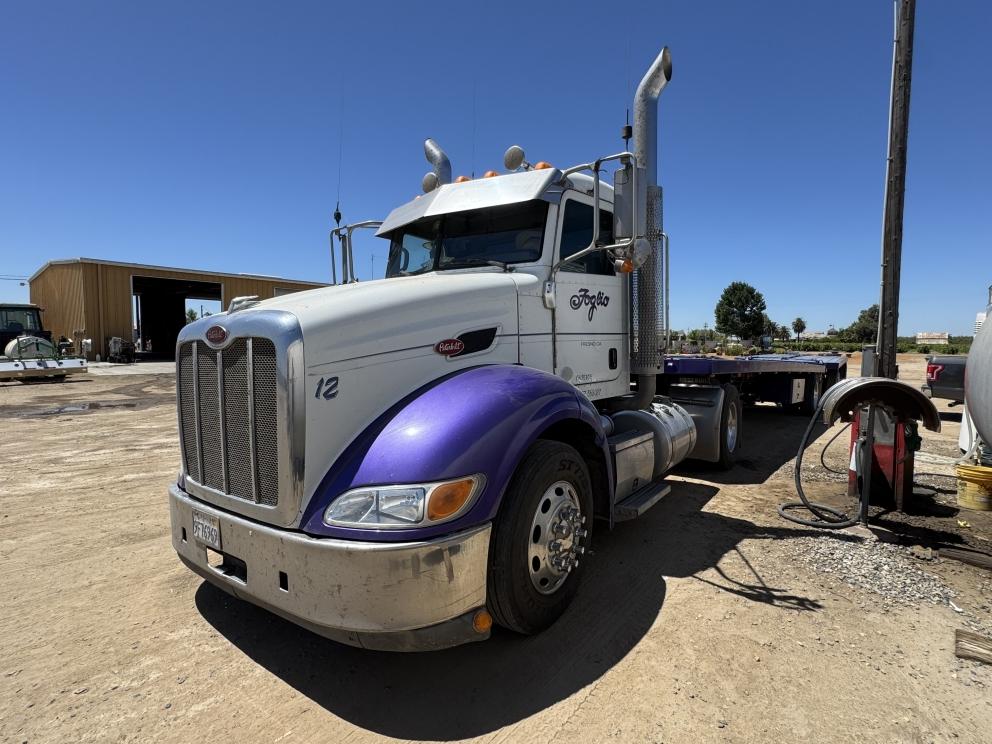 Image for 2014 Peterbilt 384 S/A Truck Tractor