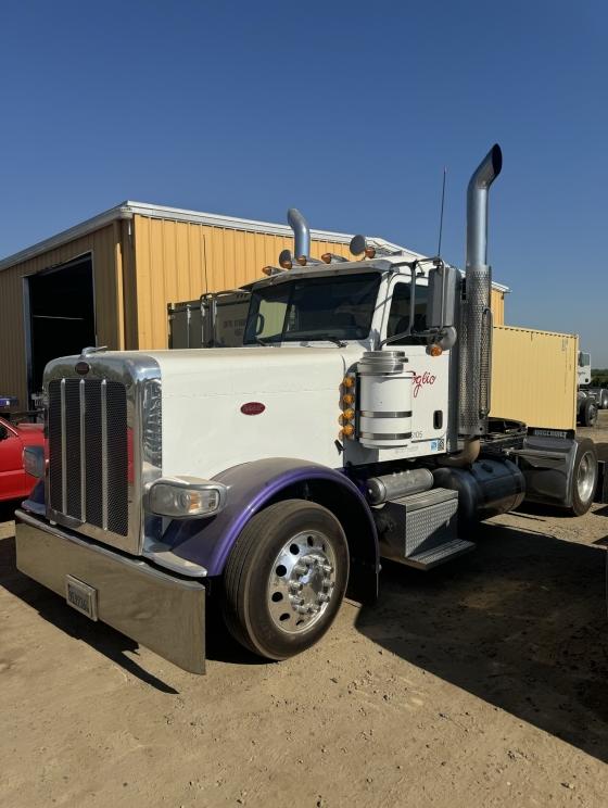 Image for 2014 Peterbilt 389 S/A Truck Tractor