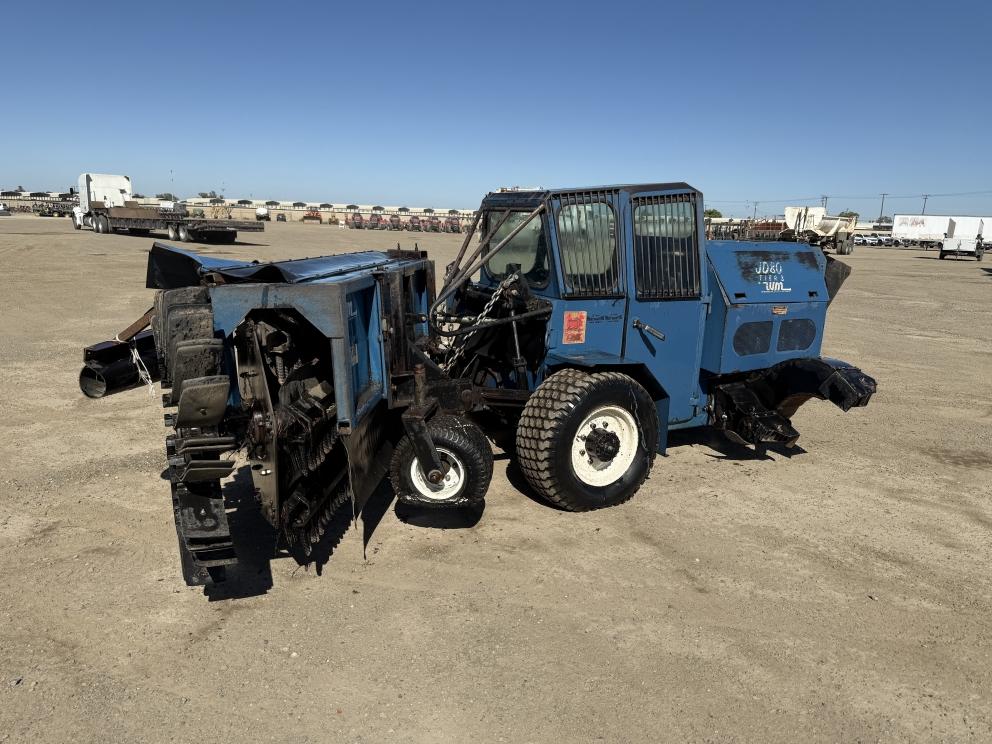 Image for 2011 Weis McNair JD 80 Sweeper