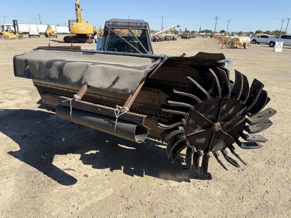 Image for 2011 Weis McNair JD 80 Sweeper