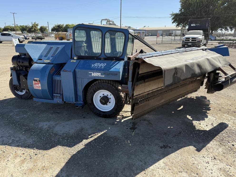 Image for 2011 Weis McNair JD 80 Sweeper