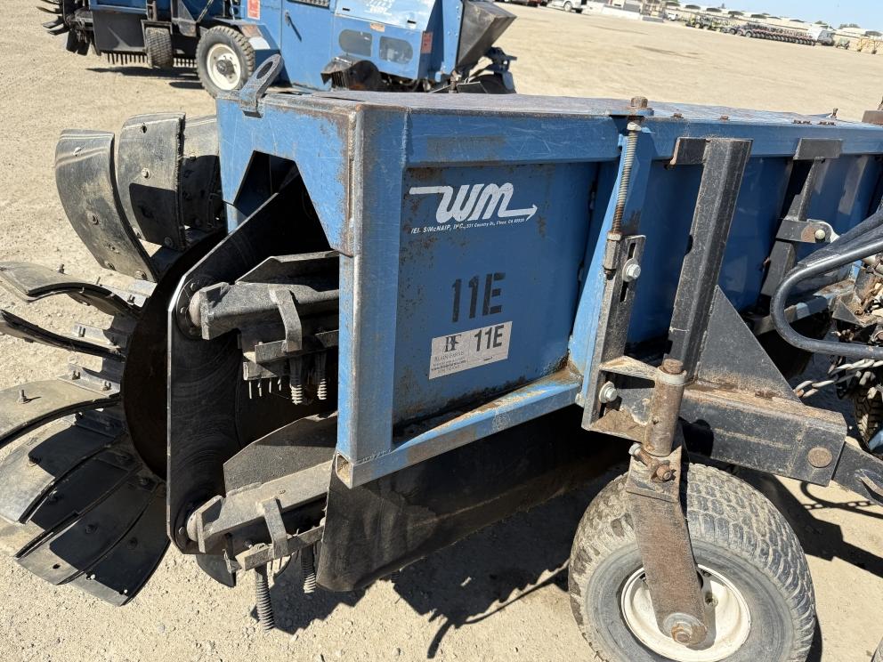 Image for 2016 Weis McNair S2830 Sweeper