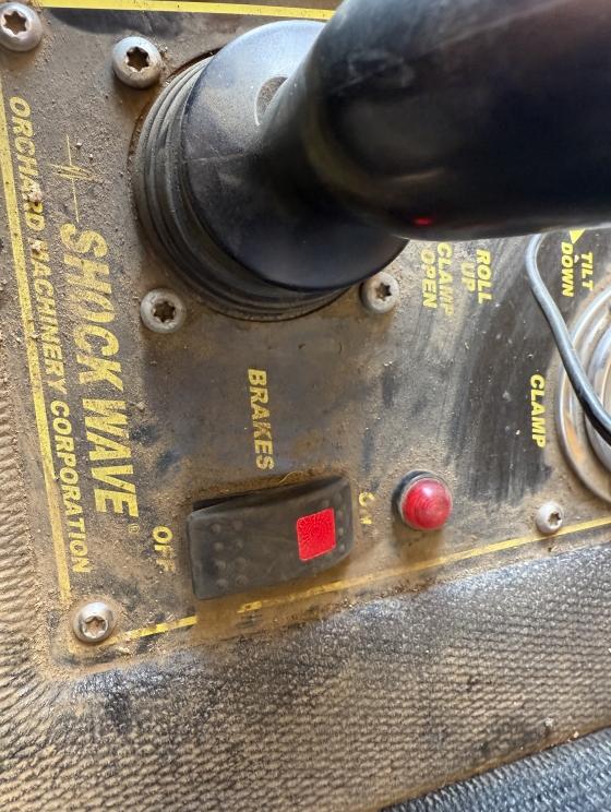 Image for 2016 OMC 3WMB Mono Boom Shaker