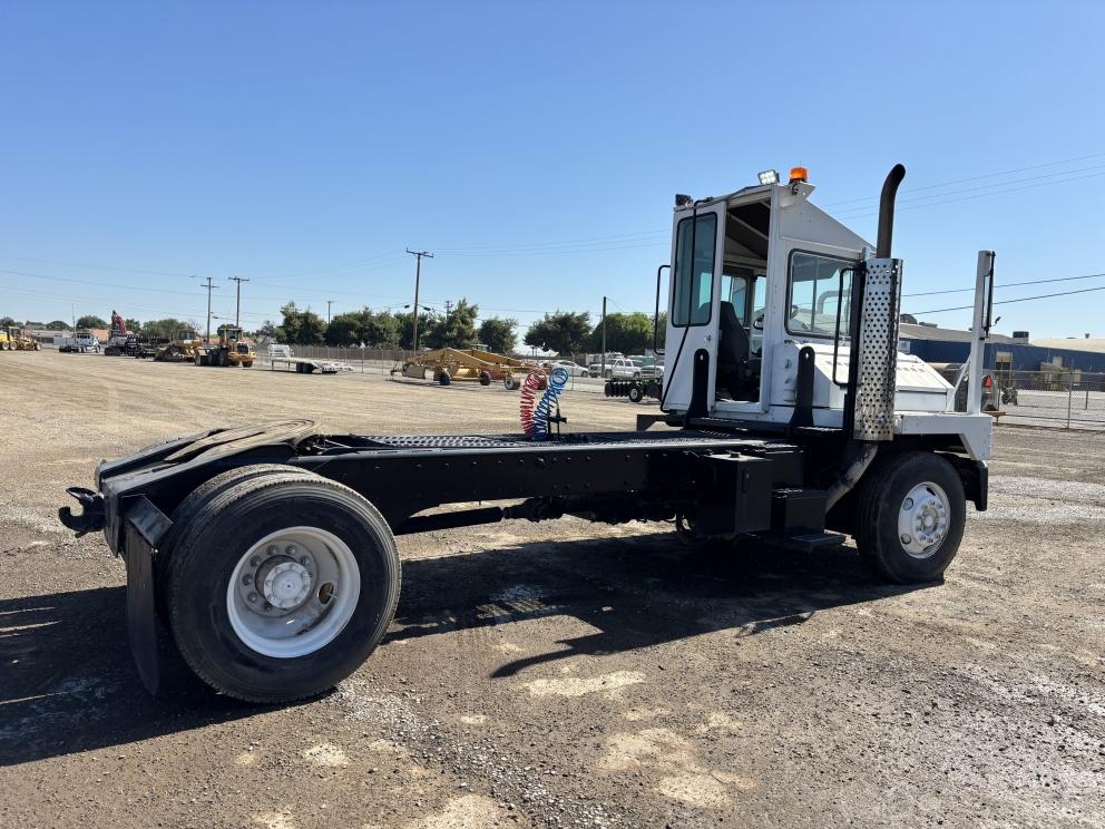 Image for 2003 Ottawa 30 S/A Spotter Truck