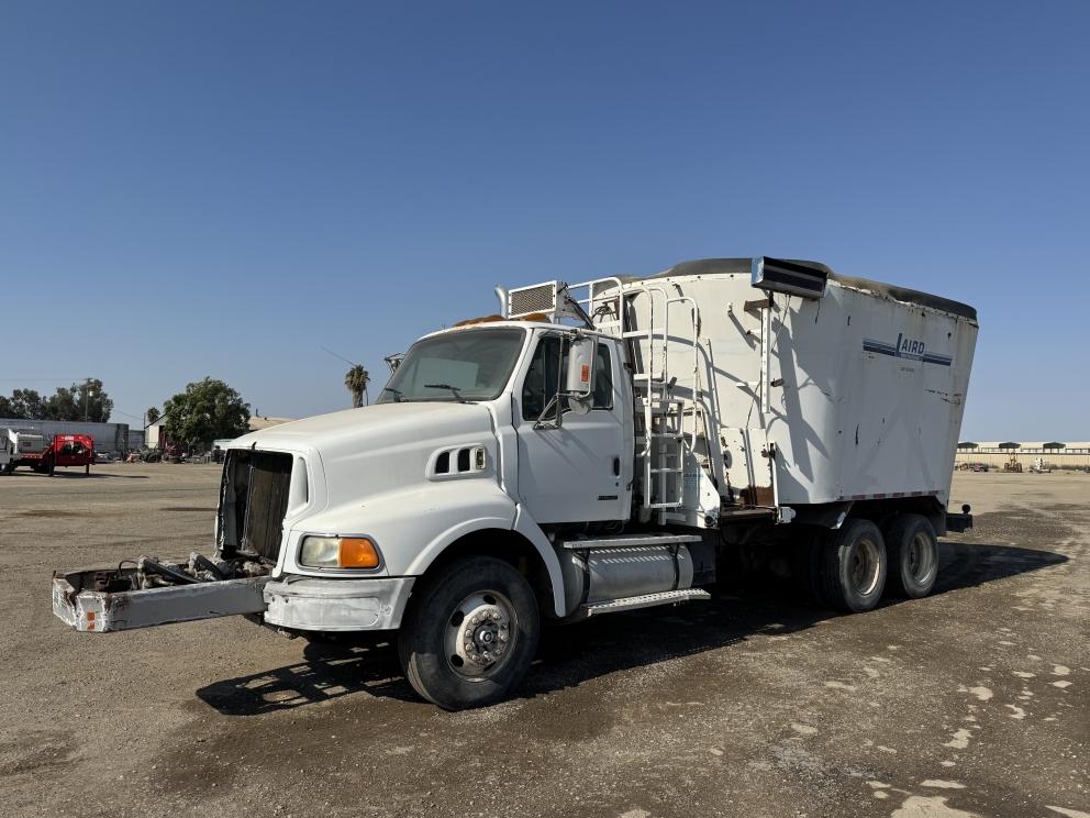 Image for 1999 Sterling T/A Feed Truck