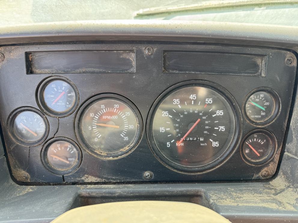Image for 1999 Sterling T/A Feed Truck