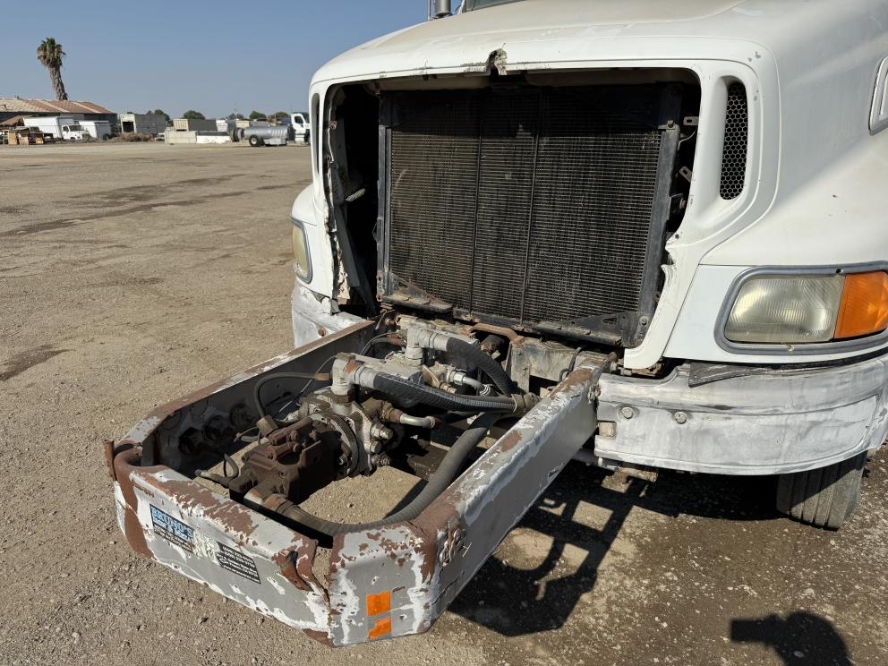 Image for 1999 Sterling T/A Feed Truck