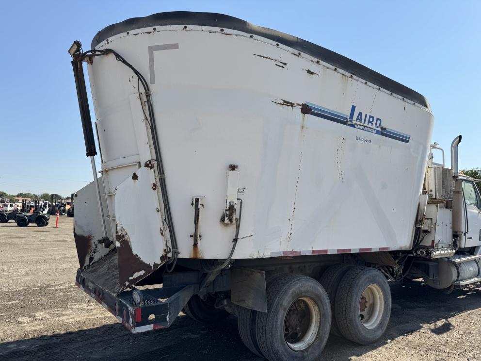 Image for 1999 Sterling T/A Feed Truck