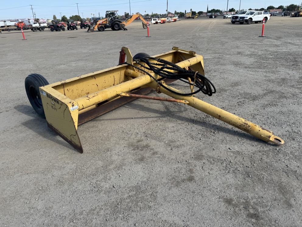 Image for Brown DSUT10 10ft Drag Scrpaer