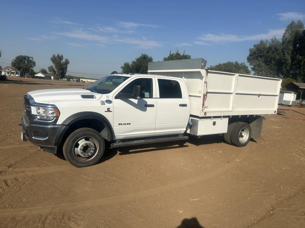 Image for 2019 Dodge 5500 Crew Cab Dump Truck