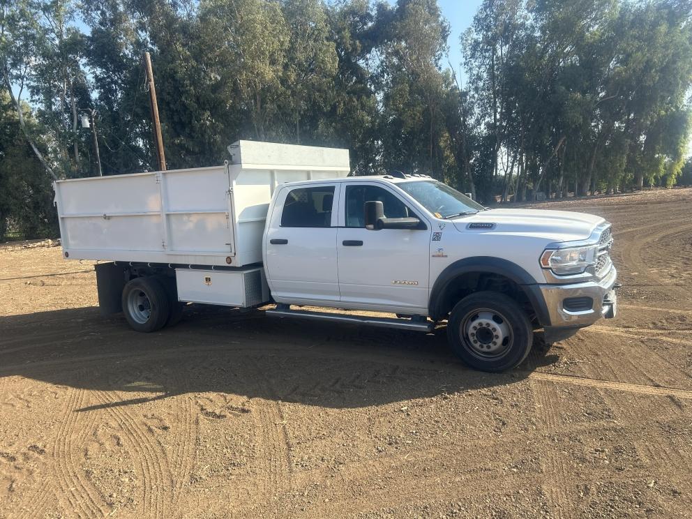 Image for 2019 Dodge 5500 Crew Cab Dump Truck