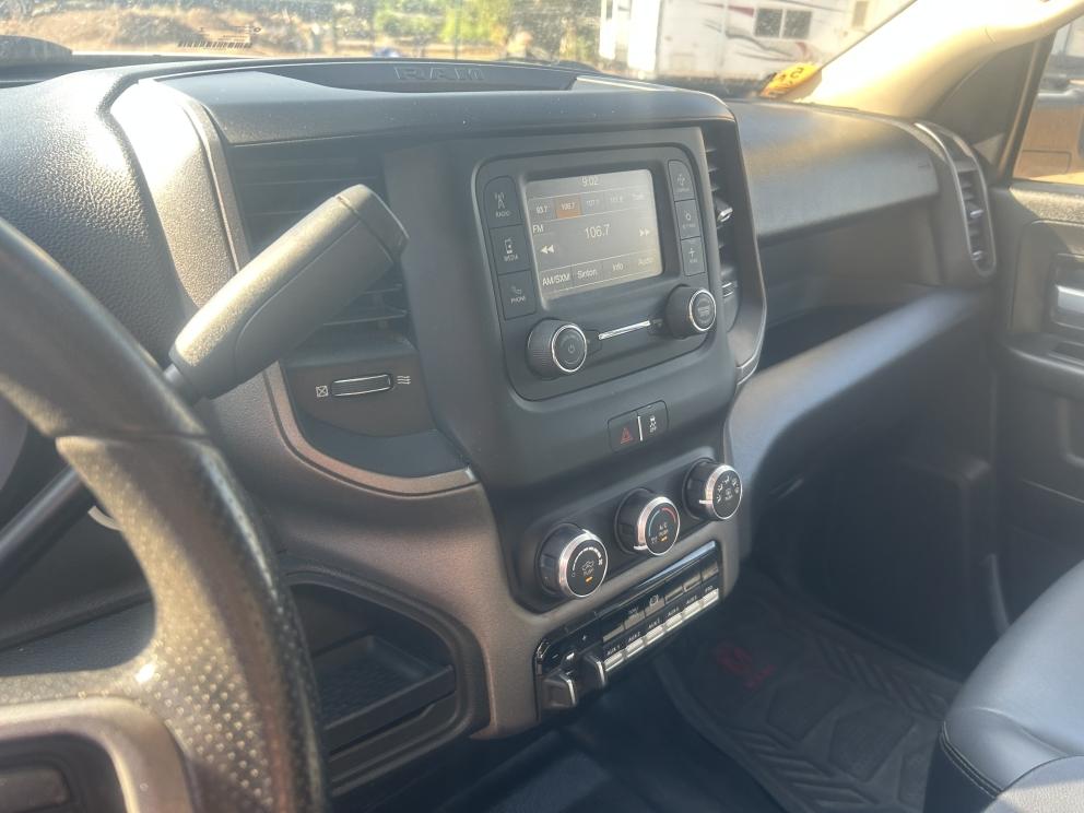 Image for 2019 Dodge 5500 Crew Cab Dump Truck