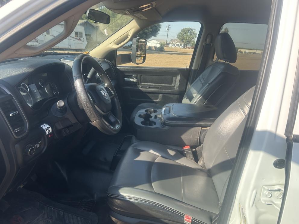 Image for 2019 Dodge 5500 Crew Cab Dump Truck