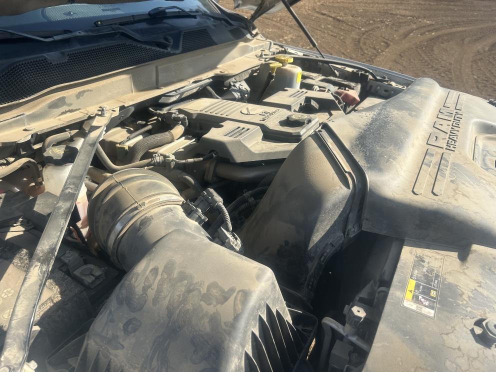 Image for 2019 Dodge 5500 Crew Cab Dump Truck
