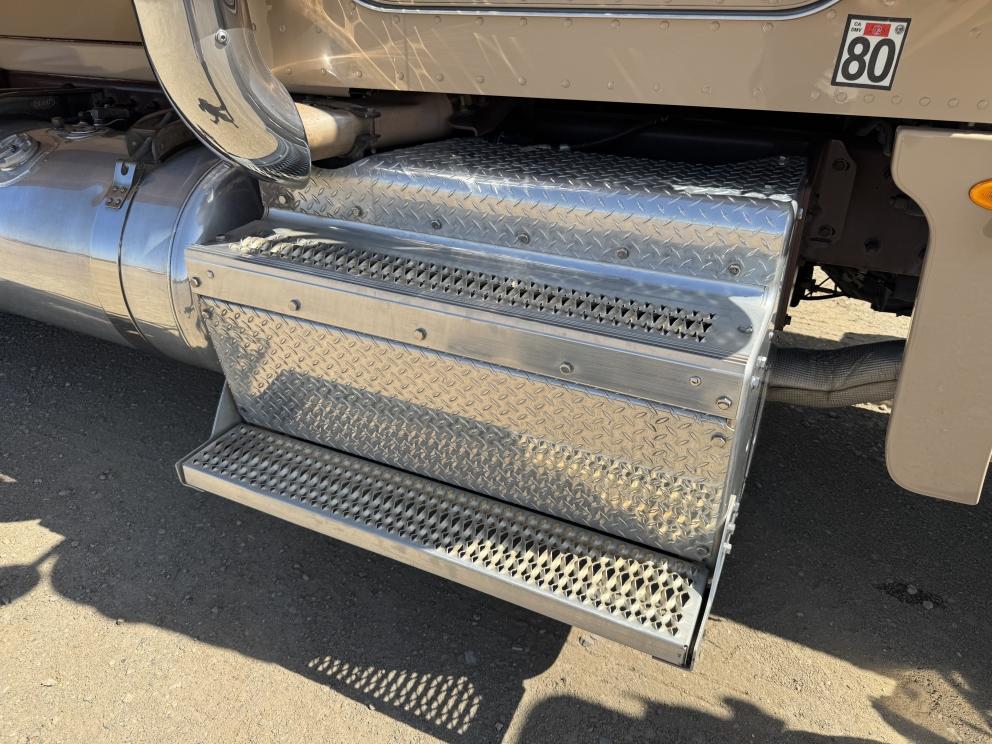 Image for 2013 Peterbilt 367 T/A Transfer Set