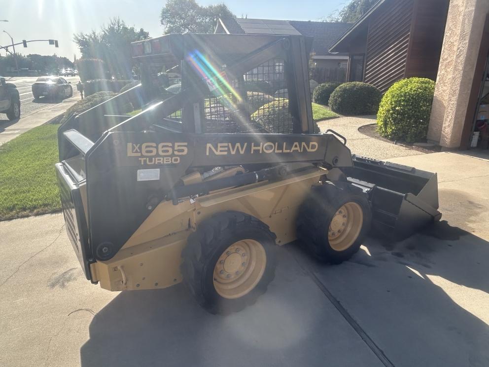 Image for 1996 New Holland LX665 Skid Steer Loader