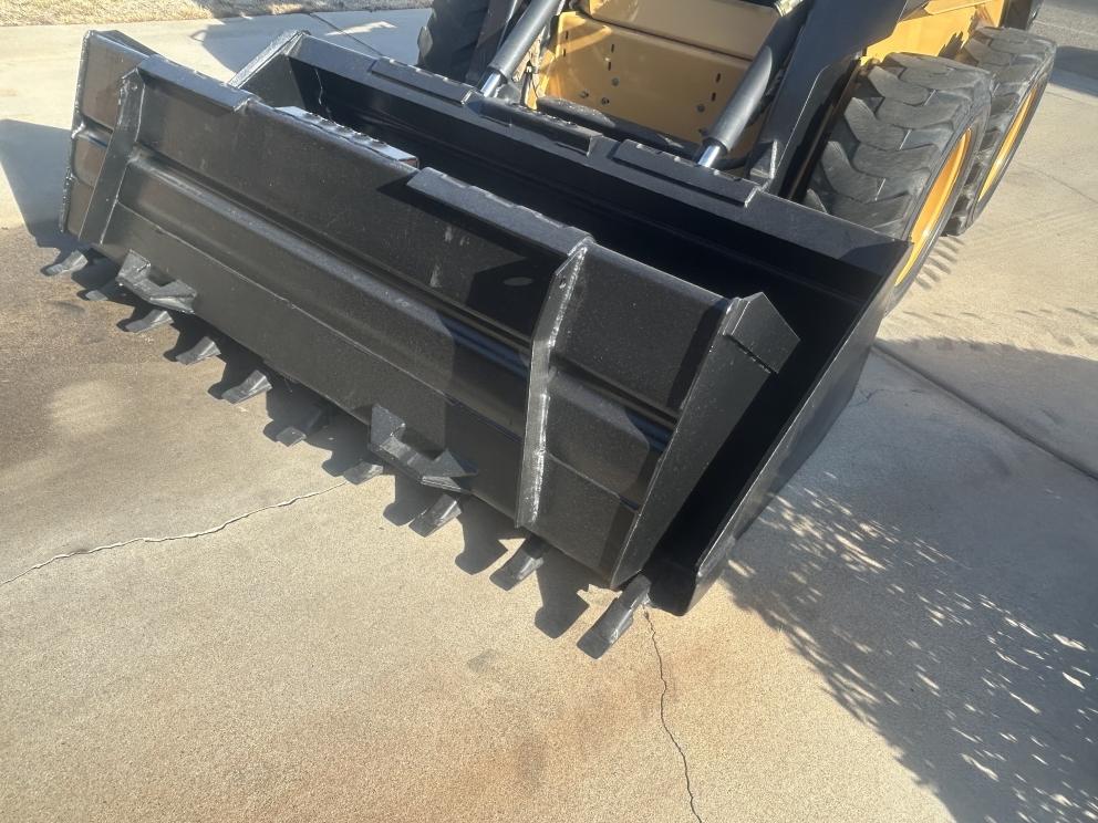 Image for 1996 New Holland LX665 Skid Steer Loader