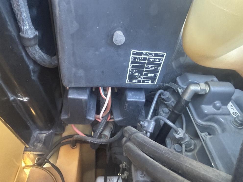 Image for 1996 New Holland LX665 Skid Steer Loader