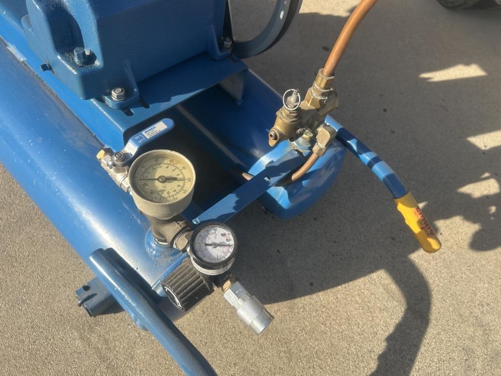 Image for Emglo Wheelbarrow Style Air Compressor