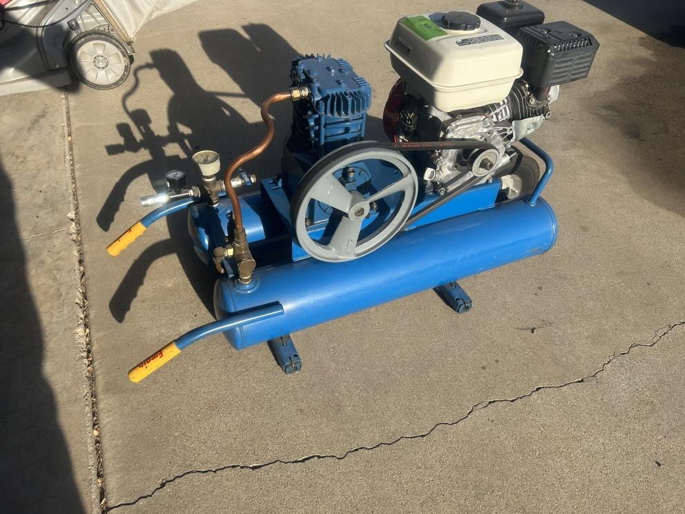 Image for Emglo Wheelbarrow Style Air Compressor
