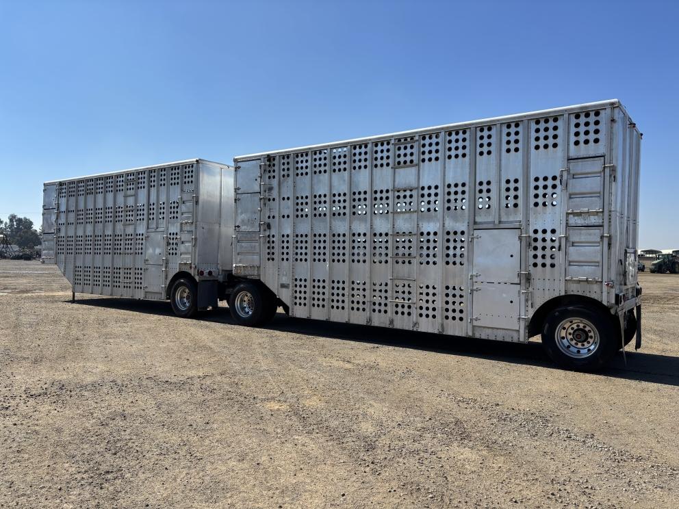 Image for 1973 Merritt Double Cattle Trailers