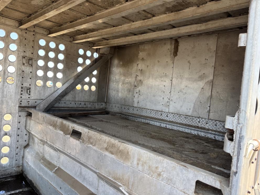 Image for 1973 Merritt Double Cattle Trailers