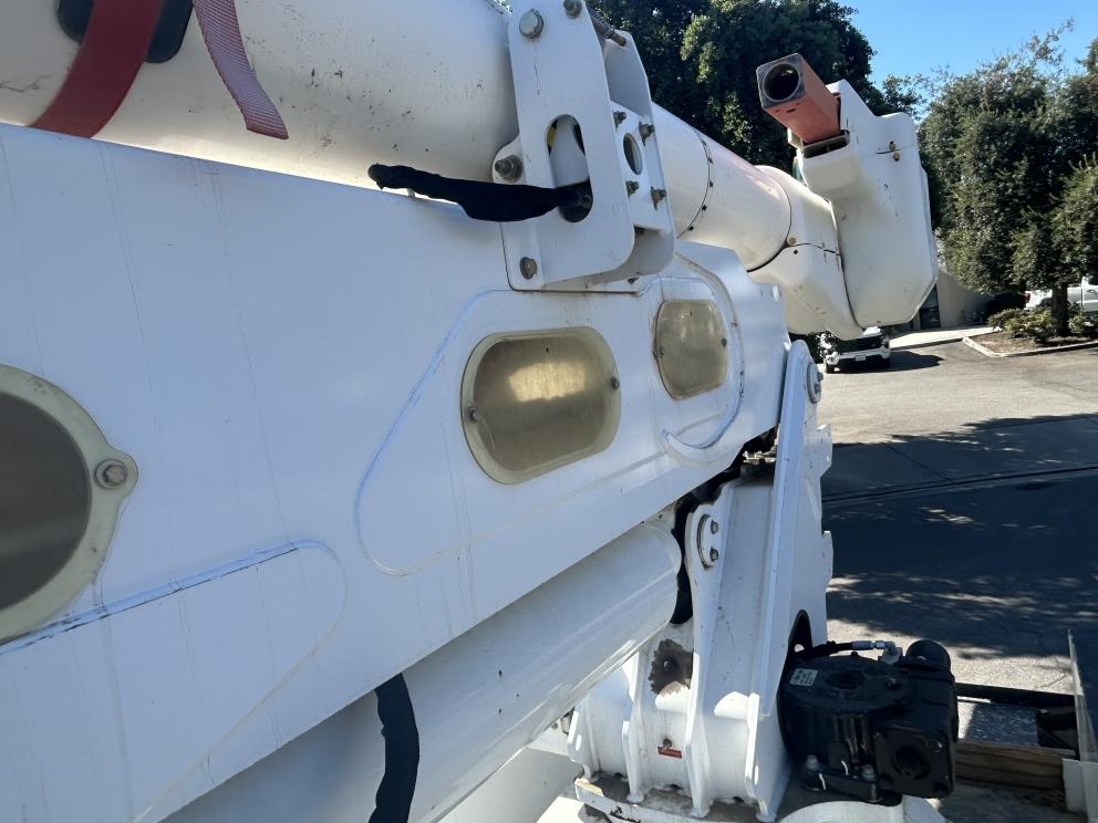 Image for 2019 Freightliner M2 S/A Bucket Truck with Altec AA55